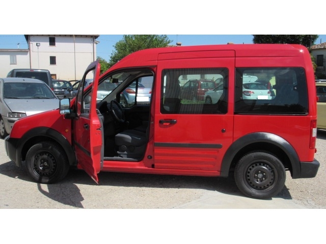 TOURNEO CONNECT 8 POSTI