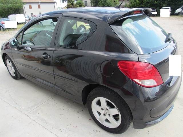 207 GPL NEOPATENTATI 3 PORTE 207 GPL NEOPATENTATI 3 PORTE