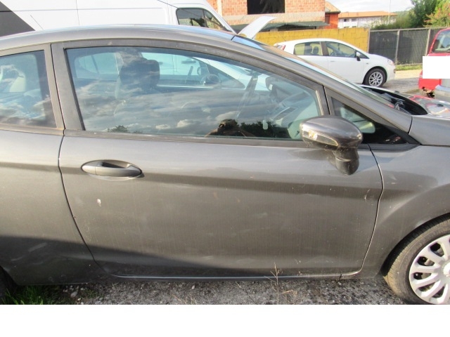 FIESTA 1.2 TITANIUM