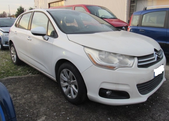 C4 AUTOCARRO DUE POSTI