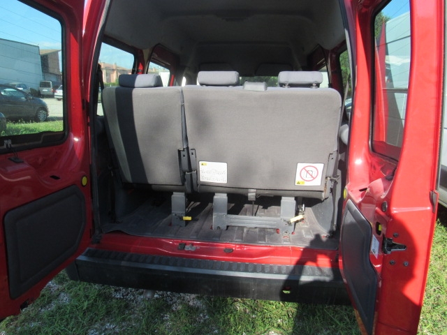 TOURNEO CONNECT 8 POSTI