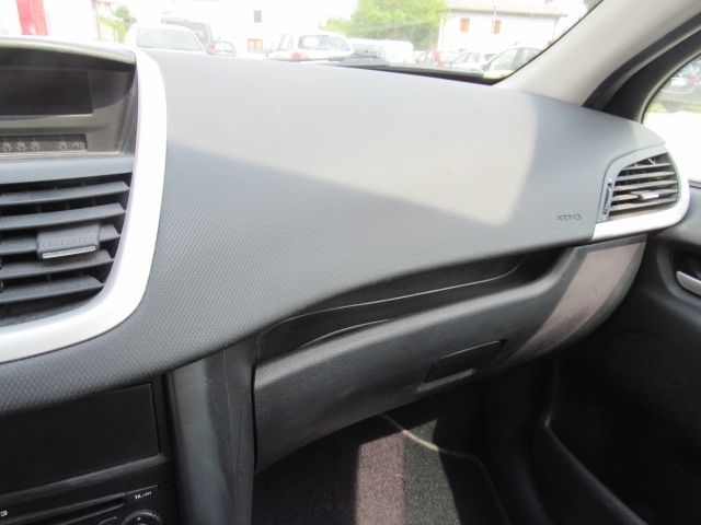 207 GPL NEOPATENTATI 5 PORTE 207 GPL NEOPATENTATI 5 PORTE