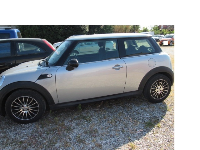MINI ONE BENZINA