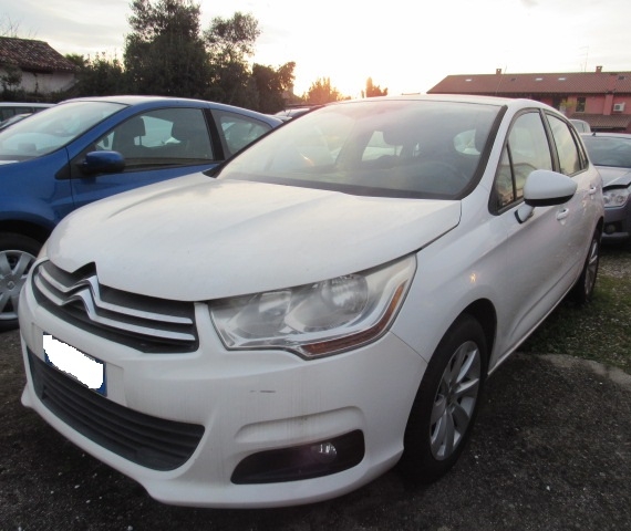 C4 AUTOCARRO DUE POSTI