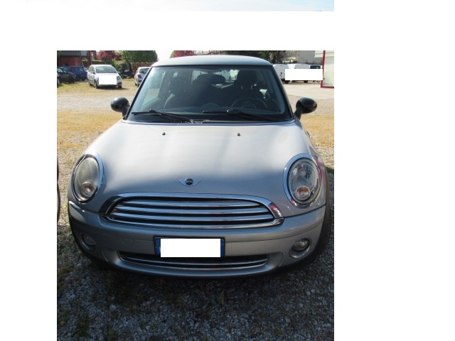 MINI ONE BENZINA