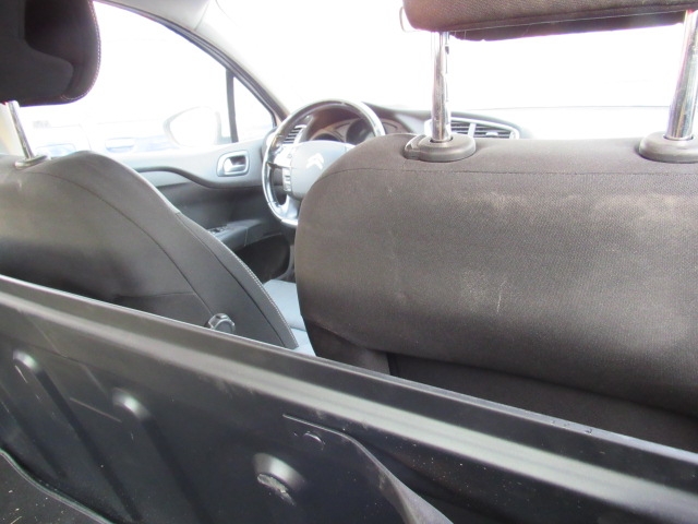 C4 AUTOCARRO DUE POSTI